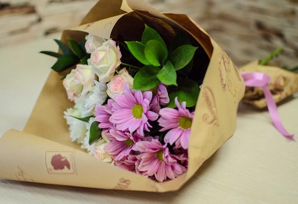 Букет цветов из: Розы и Хризантемы в Каринское