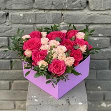 Цветочная композиция из Розы в коробке в Каринское