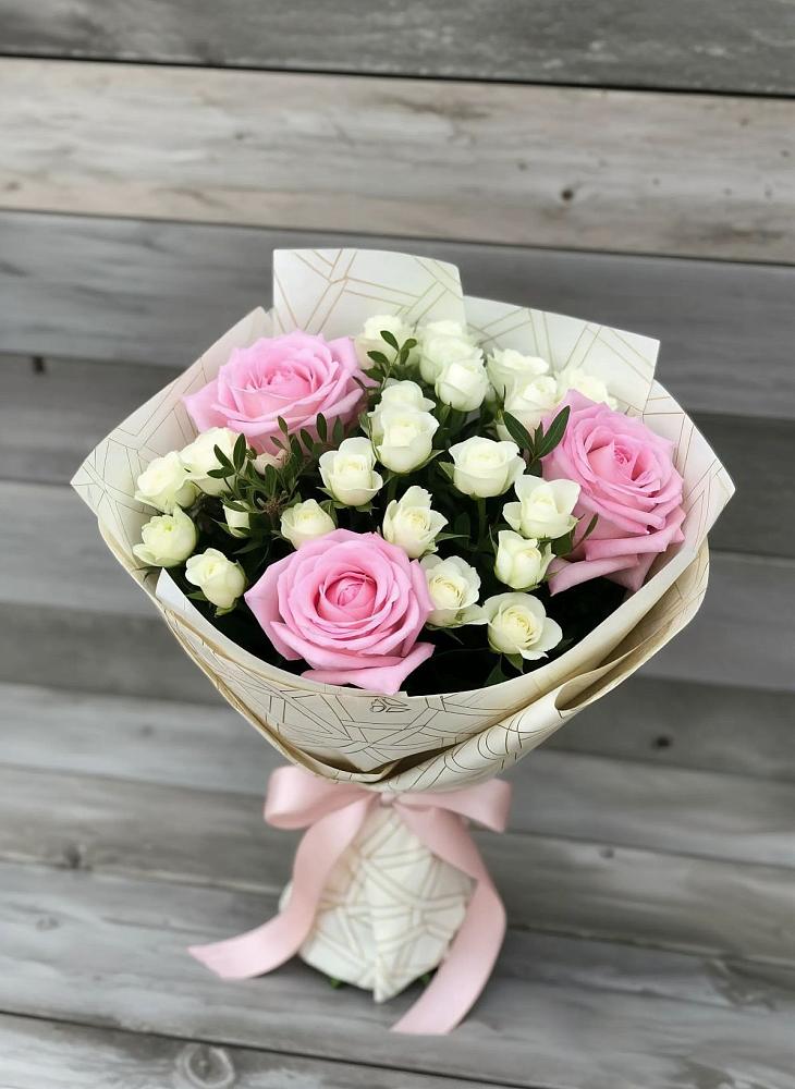 Букет цветов из: Розы в Каринское