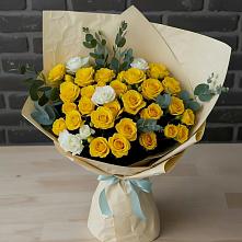 Букет цветов из:  Розы в Каринское