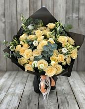 Букет цветов из:  Розы и Лизиантусы #REPLACE_PRED# Каринское