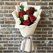 Букет цветов из:  Розы в Каринское