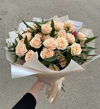 Букет Кремовые розы Латте в Каринское