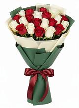Букет Микс из красных и белых роз #REPLACE_PRED# Каринское
