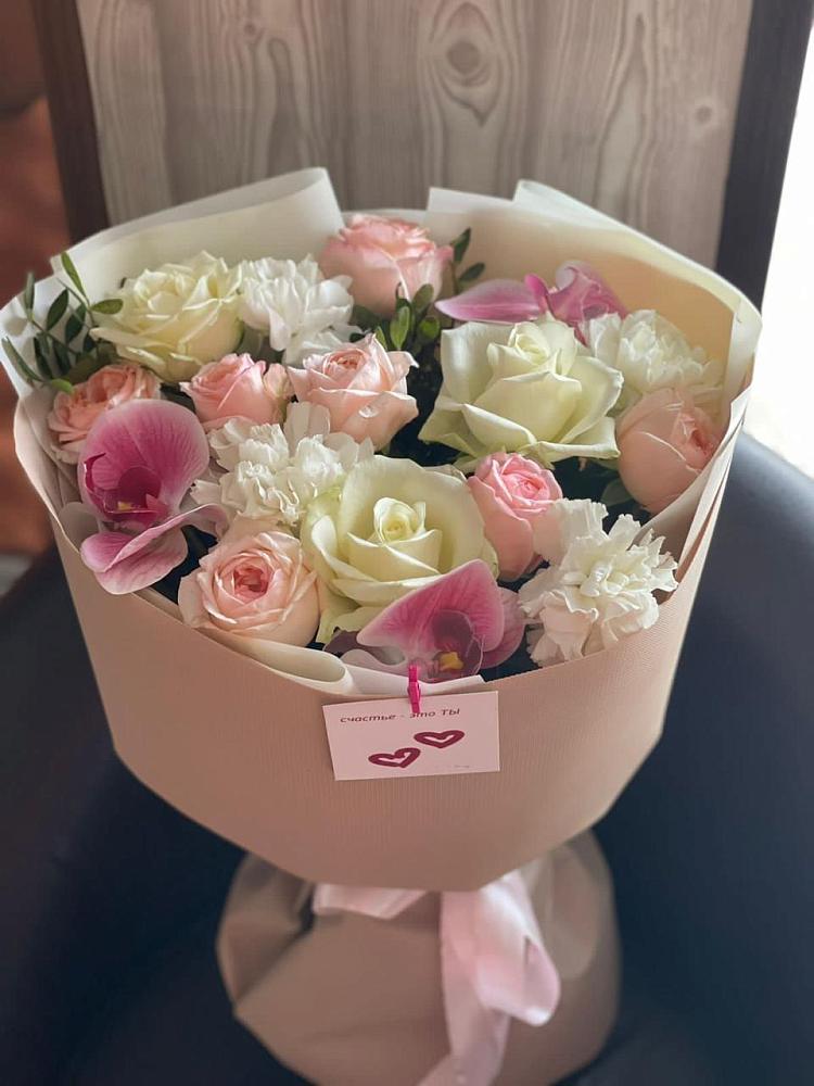 Букет цветов из: Орхидеи, Розы и Гвоздики в Каринское