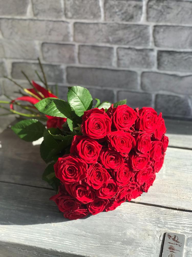 Букет Красные розы Фридом в Каринское
