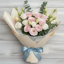 Букет цветов из:  Лизиантусы в Каринское