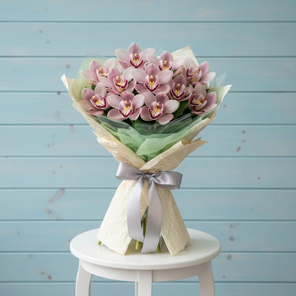 Букет цветов из: Орхидеи и Розы в Каринское