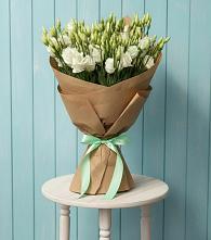 Букет цветов из:  Лизиантусы в Каринское