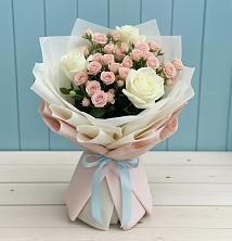 Букет цветов из:  Розы в Каринское