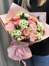 Букет нежные объятья в Каринское Букет цветов из: Гвоздики, Розы и Хризантемы в Каринское