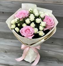 Букет цветов из:  Розы в Каринское