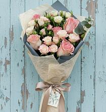 Букет цветов из:  Розы #REPLACE_PRED# Каринское