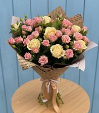 Букет цветов из:  Розы в Каринское