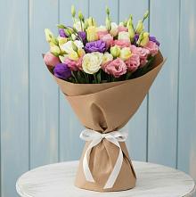 Букет цветов из:  Лизиантусы в Каринское